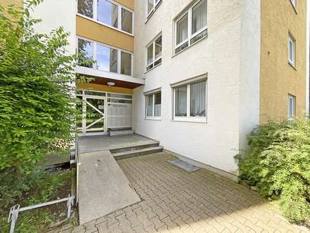Hauseingang Hauseingang - Etagenwohnung in 87629 Füssen mit 84m² mieten