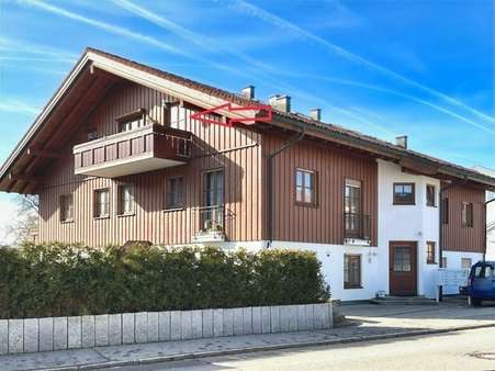 Hauansicht Ost - Dachgeschosswohnung in 87534 Oberstaufen mit 77m² mieten