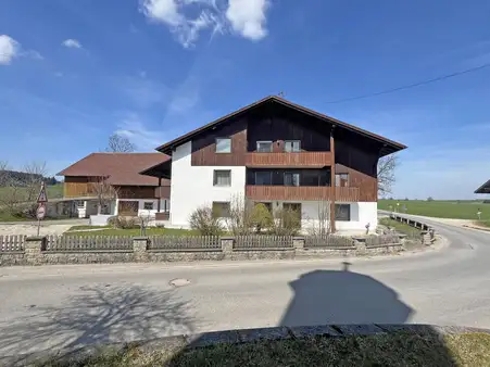 Bauernhof mit sehr guter Substanz und vielen Möglichkeiten