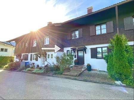 Hausansicht-Vorderseite Hausansicht-Vorderseite - Reihenmittelhaus in 87538 Fischen mit 101m² kaufen