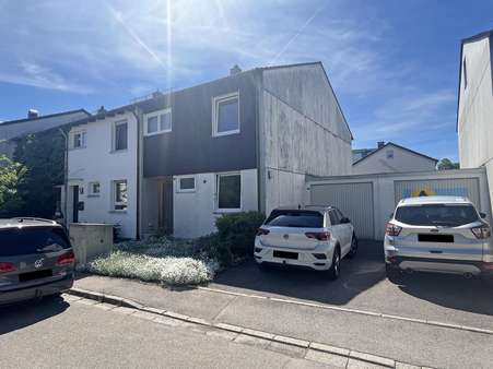 Hausansicht - Reiheneckhaus in 87600 Kaufbeuren mit 105m² kaufen