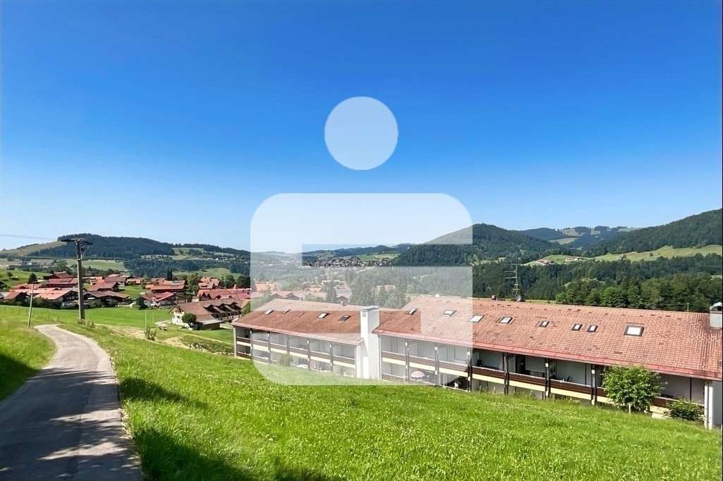 Titelbild Titelbild - Erdgeschosswohnung in 87534 Oberstaufen mit 70m² kaufen