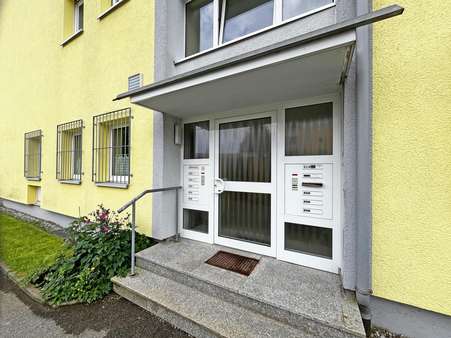 Eingangstüre Eingangstüre - Etagenwohnung in 87600 Kaufbeuren mit 48m² kaufen