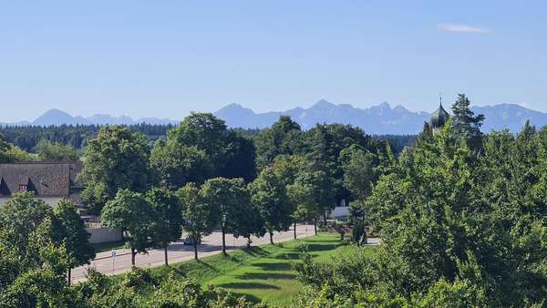 Alpenblick - Etagenwohnung in 87600 Kaufbeuren mit 100m² mieten