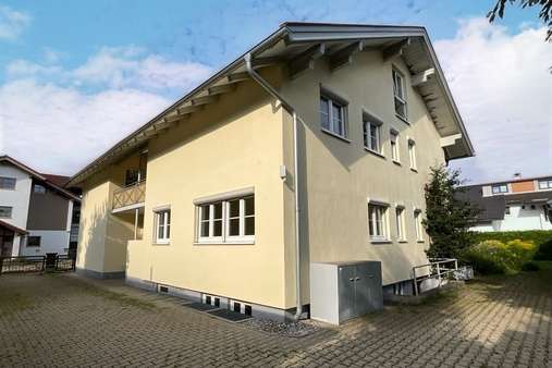 Ostansicht Ostansicht - Erdgeschosswohnung in 87527 Sonthofen mit 148m² kaufen