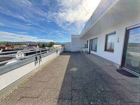 Dachterrasse nach Osten Dachterrasse nach Osten - Etagenwohnung in 87437 Kempten mit 89m² kaufen