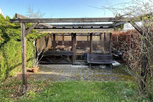 Gartenlaube auf dem Eisenbahngrundstück - Einfamilienhaus in 87600 Kaufbeuren mit 140m² kaufen