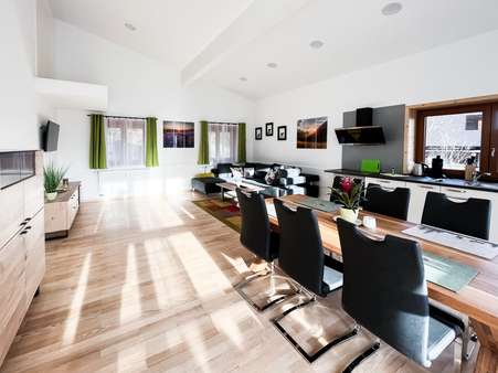 Wohn- und Essbereich - Etagenwohnung in 87459 Pfronten mit 90m² kaufen