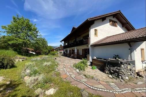 Süd-Ost Garten - Mehrfamilienhaus in 87527 Sonthofen mit 280m² kaufen