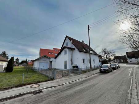 Nord-West-Ansicht - Zweifamilienhaus in 86842 Türkheim mit 237m² kaufen