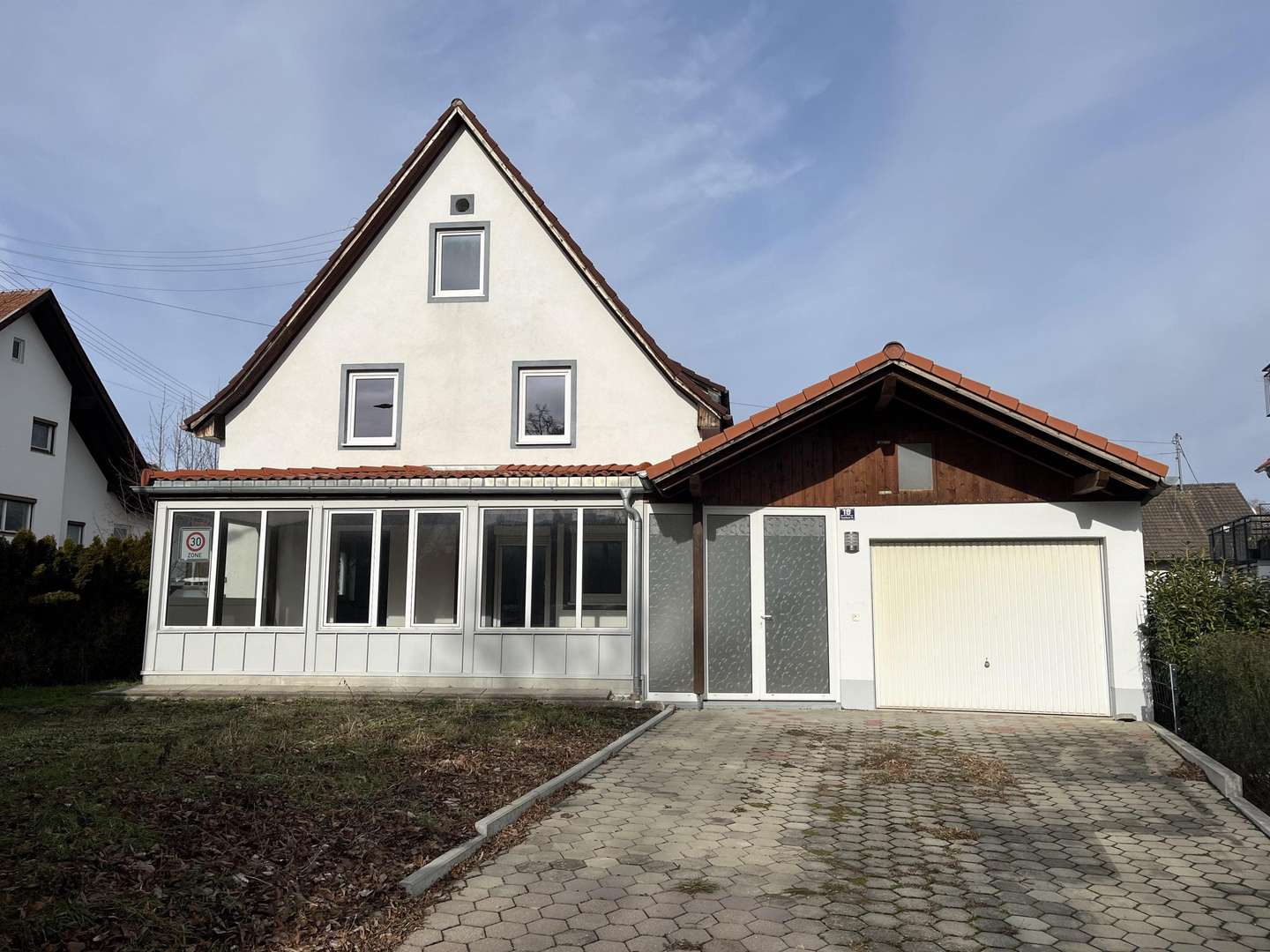 Südseite mit Wintergarten - Zweifamilienhaus in 86842 Türkheim mit 237m² kaufen