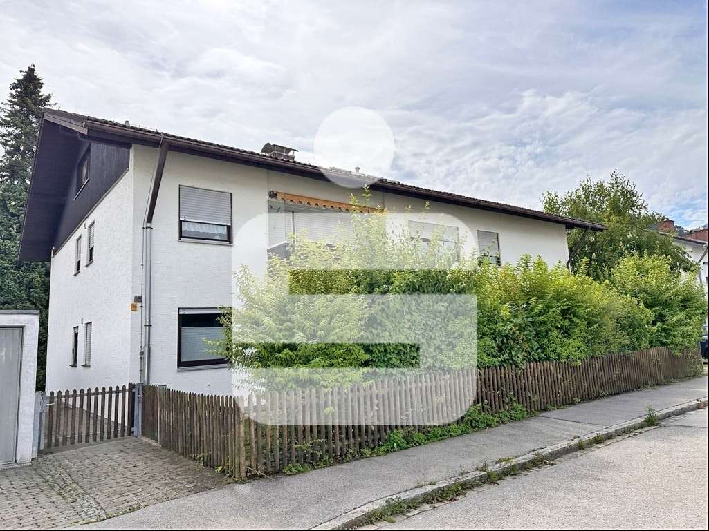 Titelbild - Dachgeschosswohnung in 87629 Füssen mit 48m² kaufen