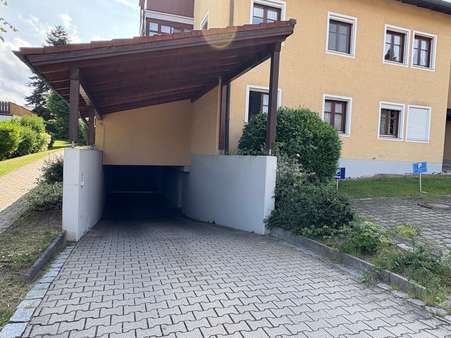 Abfahrt zur Tiefgarage Abfahrt zur Tiefgarage - Etagenwohnung in 94099 Ruhstorf mit 62m² kaufen