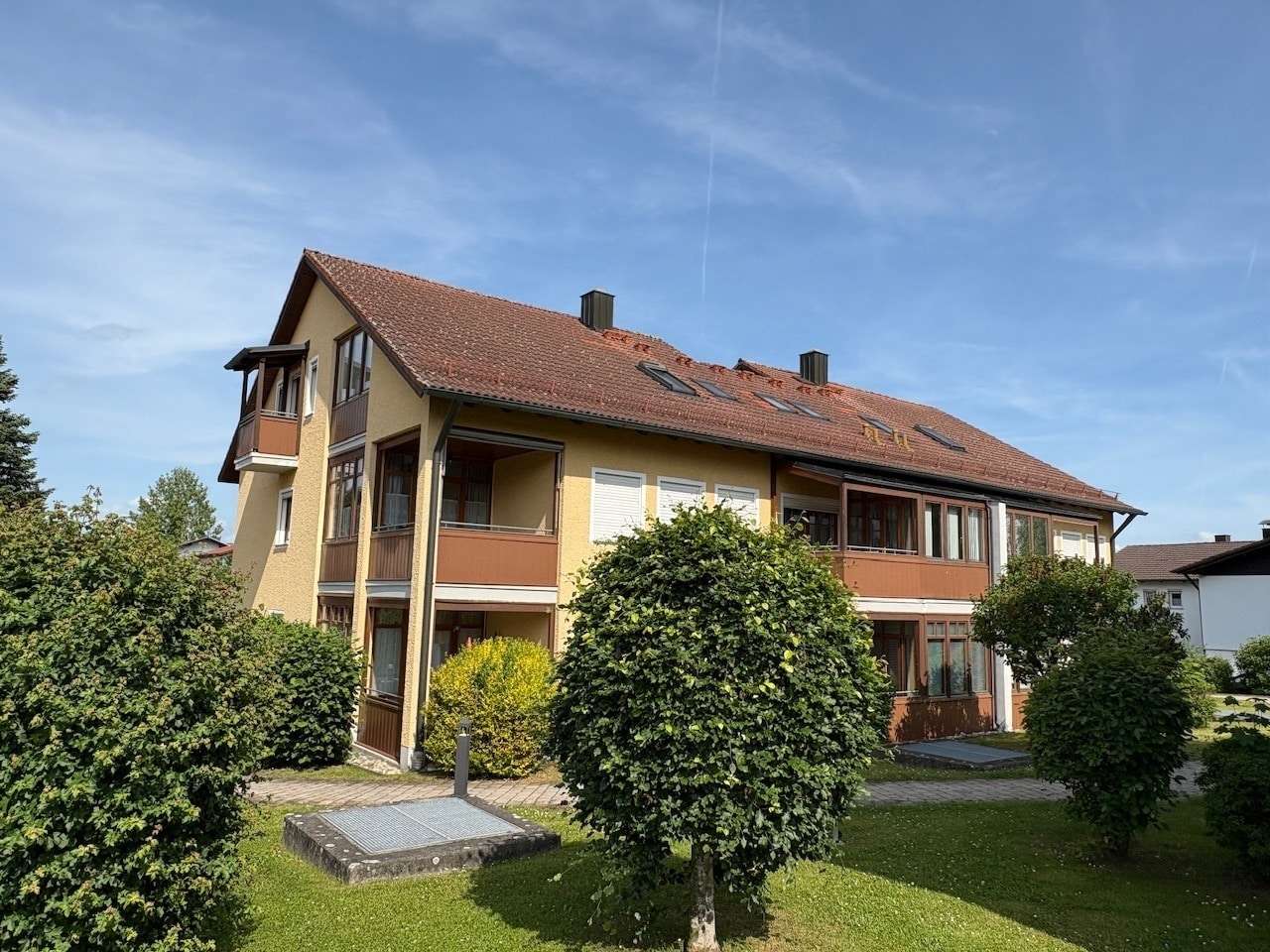 Hausansicht - Etagenwohnung in 94099 Ruhstorf mit 62m² kaufen