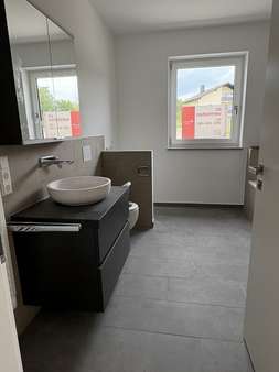 Bad Bad - Erdgeschosswohnung in 94036 Passau mit 71m² mieten