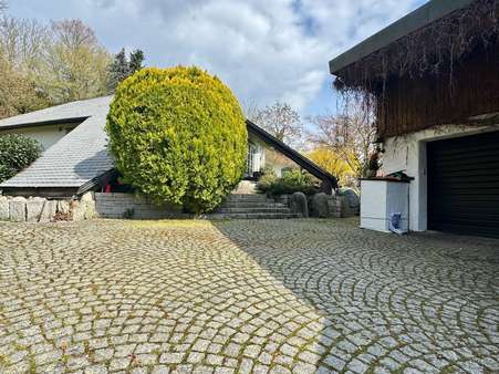 Zufahrt - Villa in 94034 Passau mit 365m² kaufen