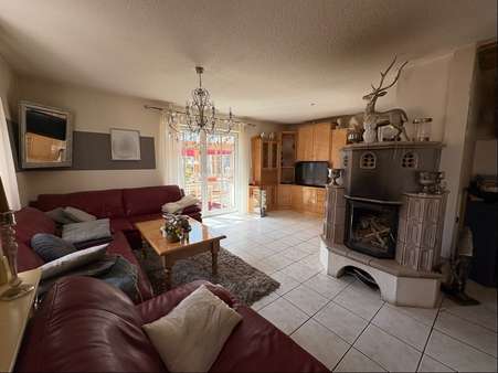 Wohnzimmer - Einfamilienhaus in 94036 Passau mit 126m² kaufen
