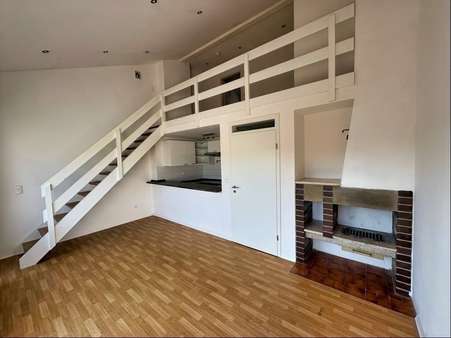 Wohnzimmer - Maisonette-Wohnung in 94034 Passau mit 71m² kaufen