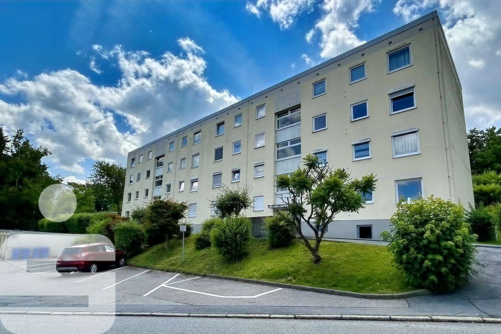 Außenansicht Außenansicht - Etagenwohnung in 94032 Passau mit 73m² kaufen