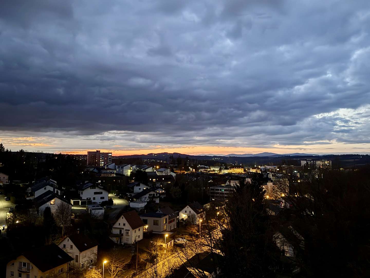 Abendstimmung - Etagenwohnung in 94036 Passau mit 91m² mieten