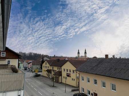 Ausblick vom Balkon - Etagenwohnung in 94081 Fürstenzell mit 69m² mieten