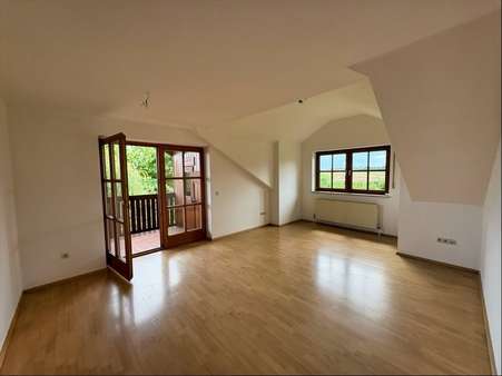 Wohnen - Dachgeschosswohnung in 94121 Salzweg mit 78m² kaufen
