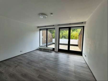 Zimmer Zimmer - Etagenwohnung in 94032 Passau mit 50m² kaufen