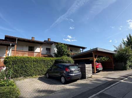 Carport-Stellplatz - Etagenwohnung in 94086 Bad Griesbach mit 63m² kaufen