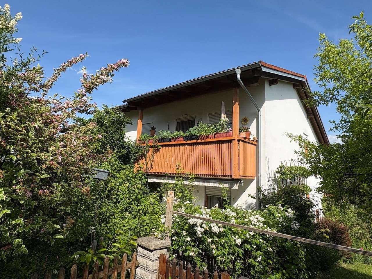 Hausansicht - Etagenwohnung in 94086 Bad Griesbach mit 63m² kaufen