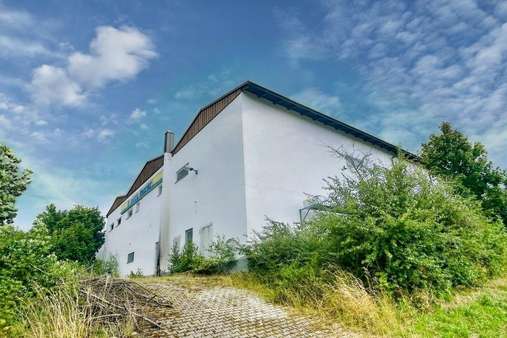Rückseite - Halle in 94110 Wegscheid mit 1030m² kaufen