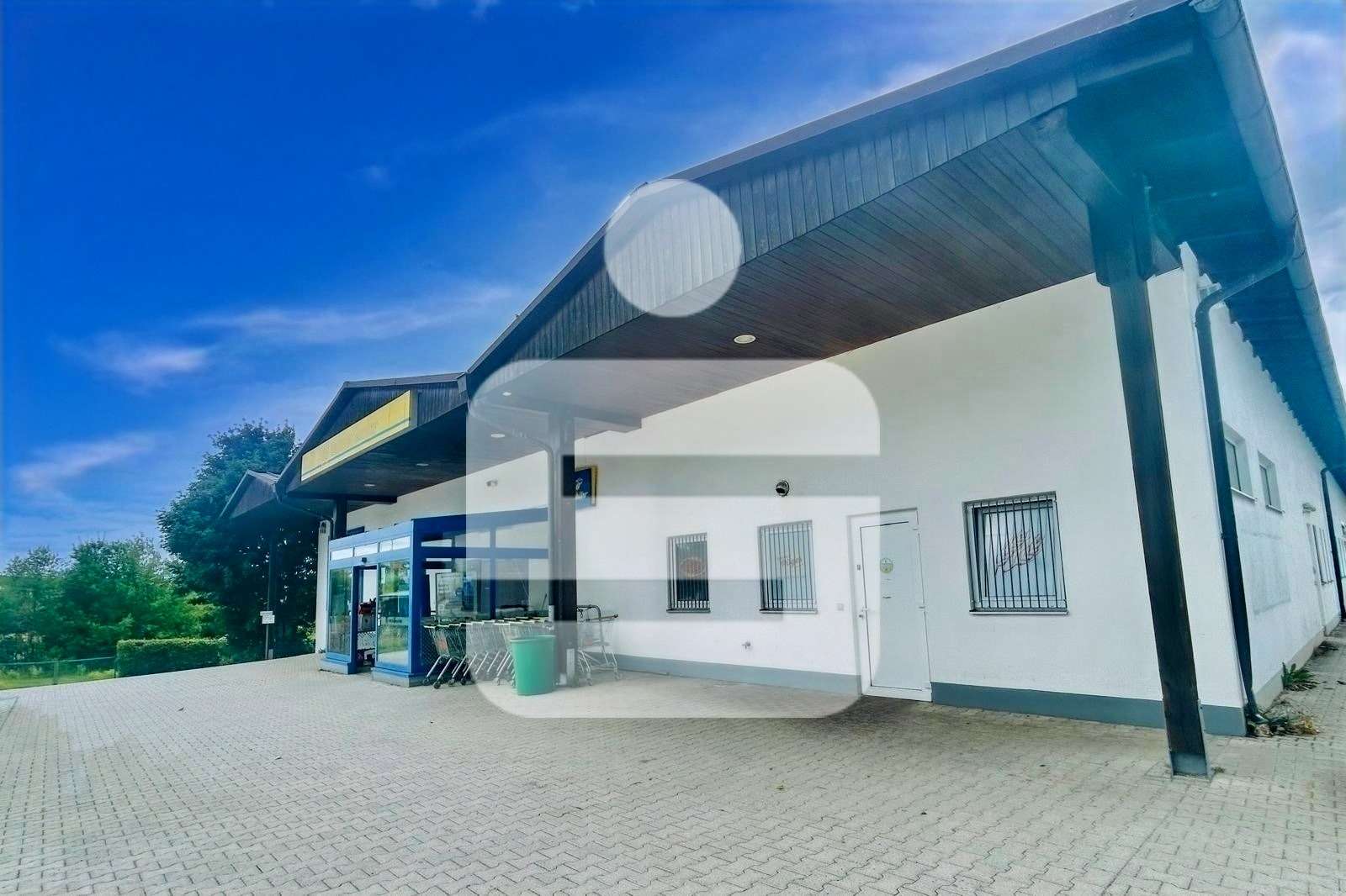 Vorderansicht Vorderansicht - Halle in 94110 Wegscheid mit 1030m² kaufen
