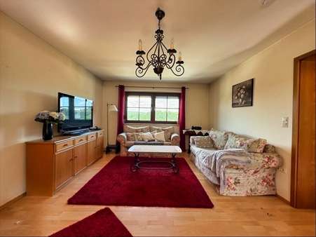 Wohnzimmer Obergeschoss - Doppelhaushälfte in 94034 Passau mit 159m² kaufen
