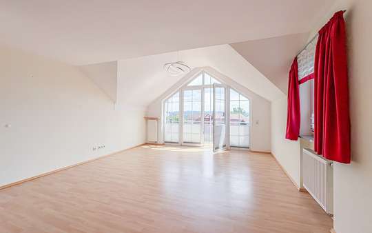 WOHNEN - ESSEN WOHNEN - ESSEN - Dachgeschosswohnung in 94036 Passau mit 84m² kaufen