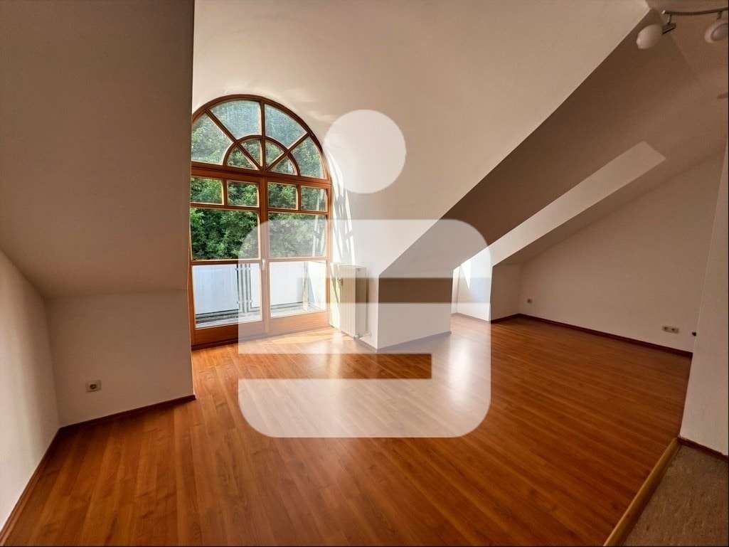 Wohnraum/Schlafnische Wohnraum/Schlafnische - Dachgeschosswohnung in 94032 Passau mit 26m² kaufen