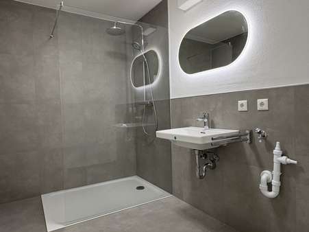 Bad Bad - Etagenwohnung in 94034 Passau mit 79m² mieten