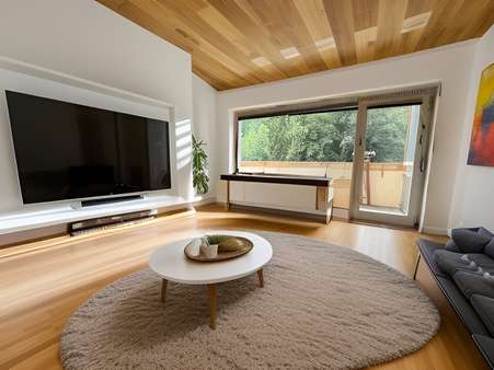 Wohnzimmer (virtuell eingerichtet) - Erdgeschosswohnung in 94036 Passau mit 73m² kaufen