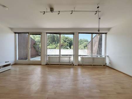 Wohnraum Wohnraum - Etagenwohnung in 94036 Passau mit 50m² kaufen