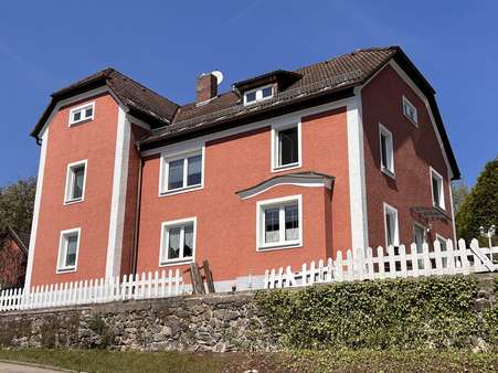 Südansicht - Zweifamilienhaus in 94130 Obernzell mit 206m² kaufen