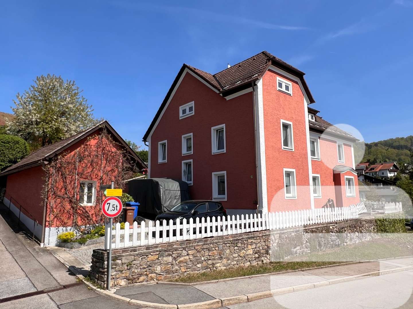 Südwestansicht - Zweifamilienhaus in 94130 Obernzell mit 206m² kaufen