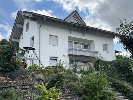Tolles Domizil für die große Familie - viel Raum für Wohnen und Arbeiten