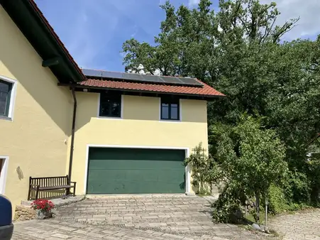 Großes Wohnhaus mit Platz für Büro, Praxis, Kanzlei...