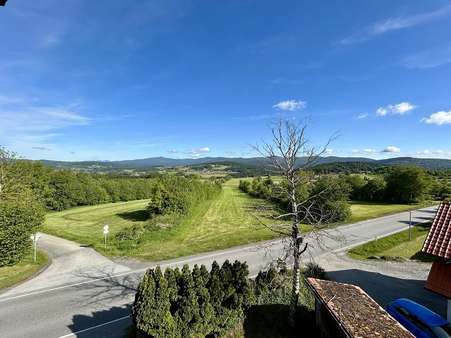 Aussicht in Richtung Norden Aussicht in Richtung Norden - Einfamilienhaus in 94545 Hohenau mit 264m² kaufen