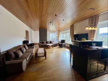 Wohnzimmer EG - Einfamilienhaus in 94481 Grafenau mit 297m² kaufen