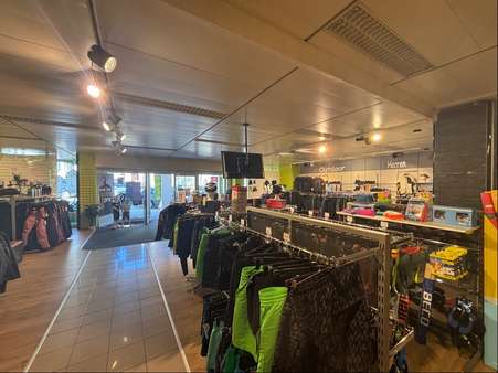 EG - Einkaufszentrum in 94481 Grafenau mit 1438m² kaufen