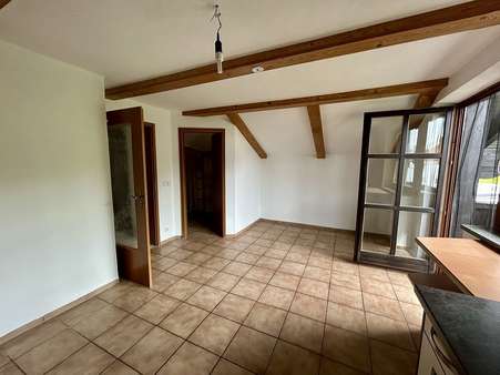Essbereich mit Balkonzugang Essbereich mit Balkonzugang - Dachgeschosswohnung in 94065 Waldkirchen mit 98m² kaufen