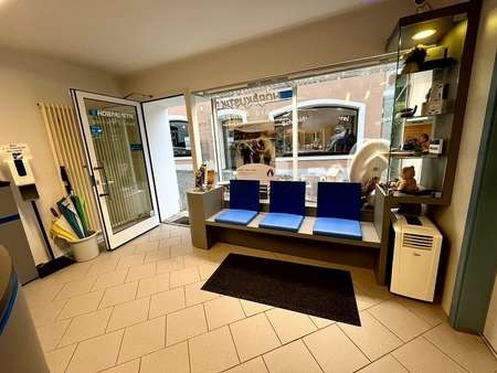 Empfangsbereich Empfangsbereich - Büro in 94065 Waldkirchen mit 80m² mieten