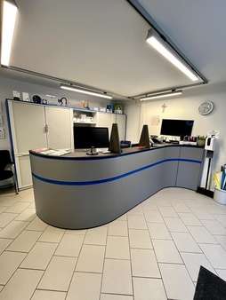 Empfangsbereich Empfangsbereich - Büro in 94065 Waldkirchen mit 80m² mieten