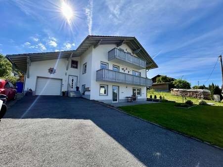 Nord - West Ansicht - Mehrfamilienhaus in 94556 Neuschönau mit 240m² kaufen