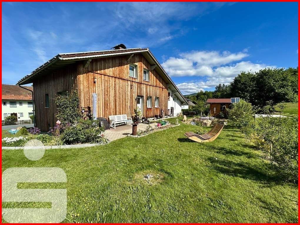 Süd - Ost Ansicht - Mehrfamilienhaus in 94556 Neuschönau mit 240m² kaufen