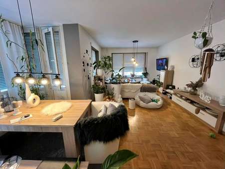 Wohnzimmer - Etagenwohnung in 94481 Grafenau mit 78m² kaufen